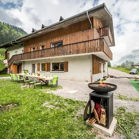 Apartment Coeur De Charmy Pour 10 Avec